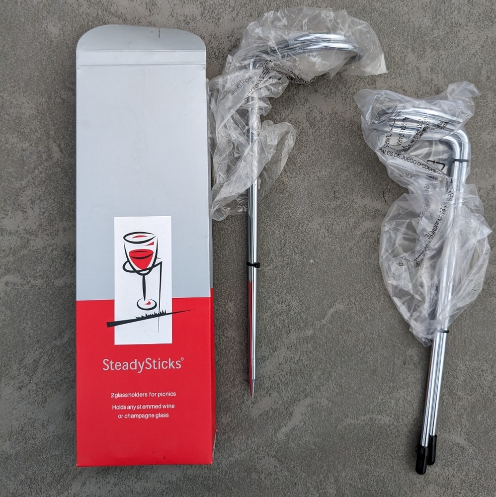 NWOT Champagne Wine Glass Holder - Steady Stick - Picnic Glass Holder